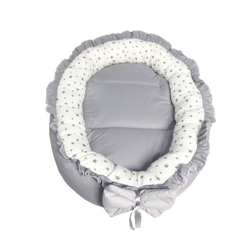 Cuib baby nest bebelusi cu volanase gri - stelute gri pe alb LUX