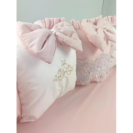 Lenjeria cu aparatori pat 140x70 cm din 13 pernute Roz pal LUX by Deseda 