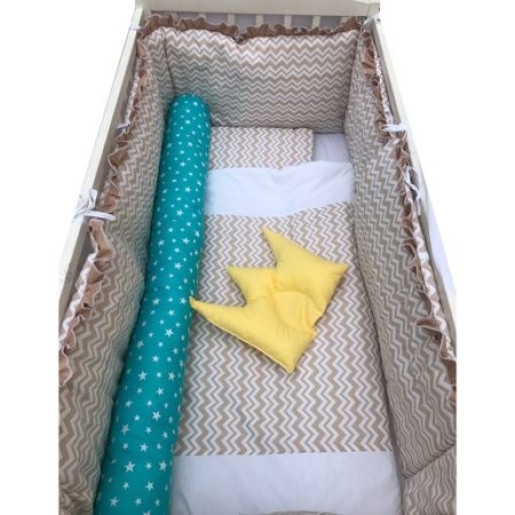 Lenjerie cu bumper si protectii laterale pat pufoase Deseda Zig Zag bej - pat 140x70 cm
