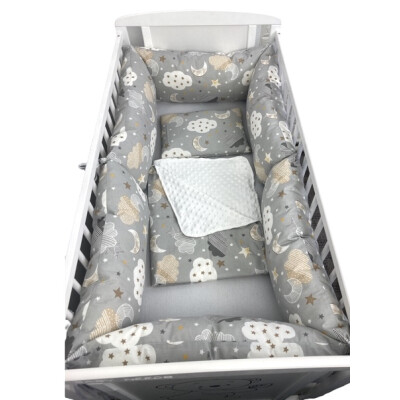Lenjerie cu 6 bucati Perne Lungi protectii laterale patut 140x70 cm, cearșaf, păturică și pernuta Deseda Norisori gri-bej