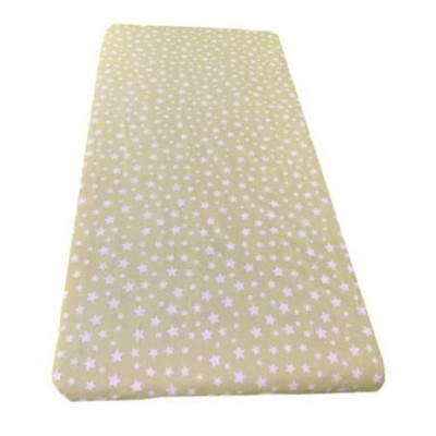 Cearsaf cu elastic pe colt cu imprimeu Stelute pe bej-140*70 cm