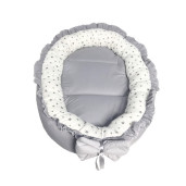 Cuib baby nest bebelusi cu volanase gri - stelute gri pe alb LUX