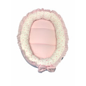 Cuib baby nest bebelusi cu volanase roz pal - stelute roz pe alb LUX